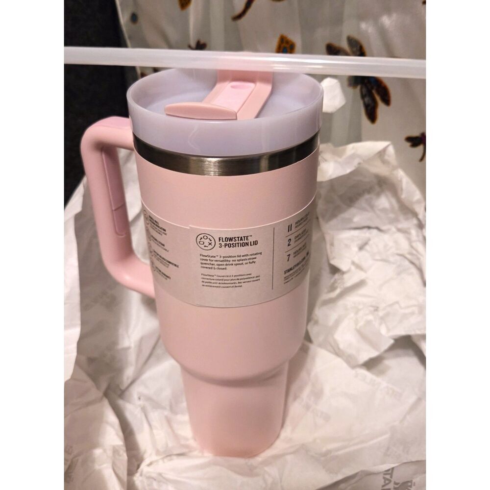 New Limited Edition Stanley Quencher H2.0 FlowState Tumbler – 40 oz – Pink